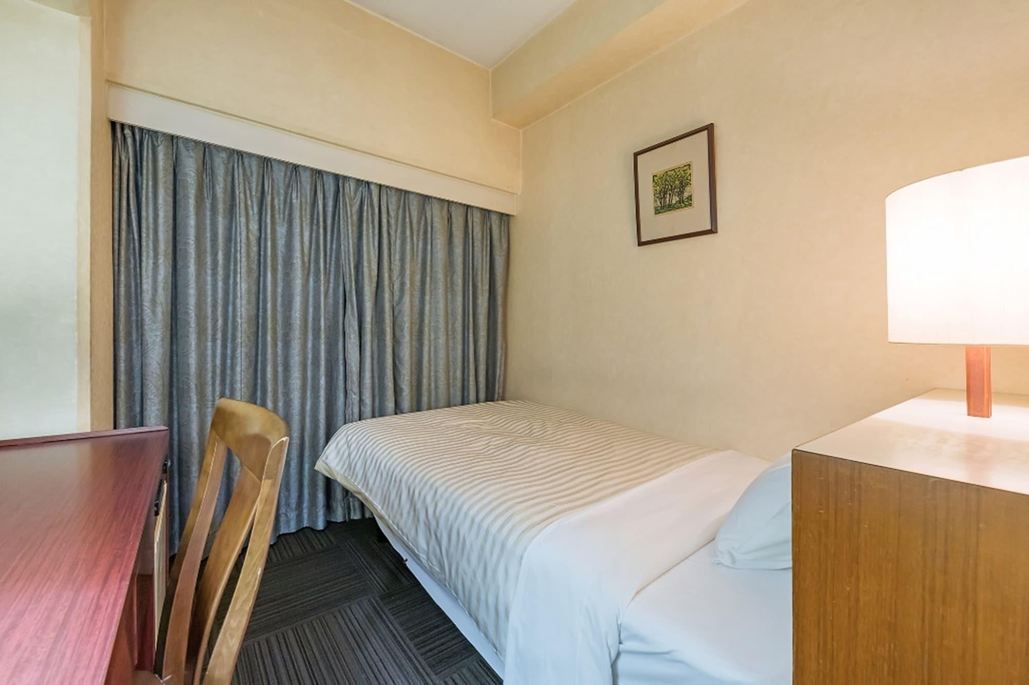 Akasaka Yoko Hotel Токио Екстериор снимка