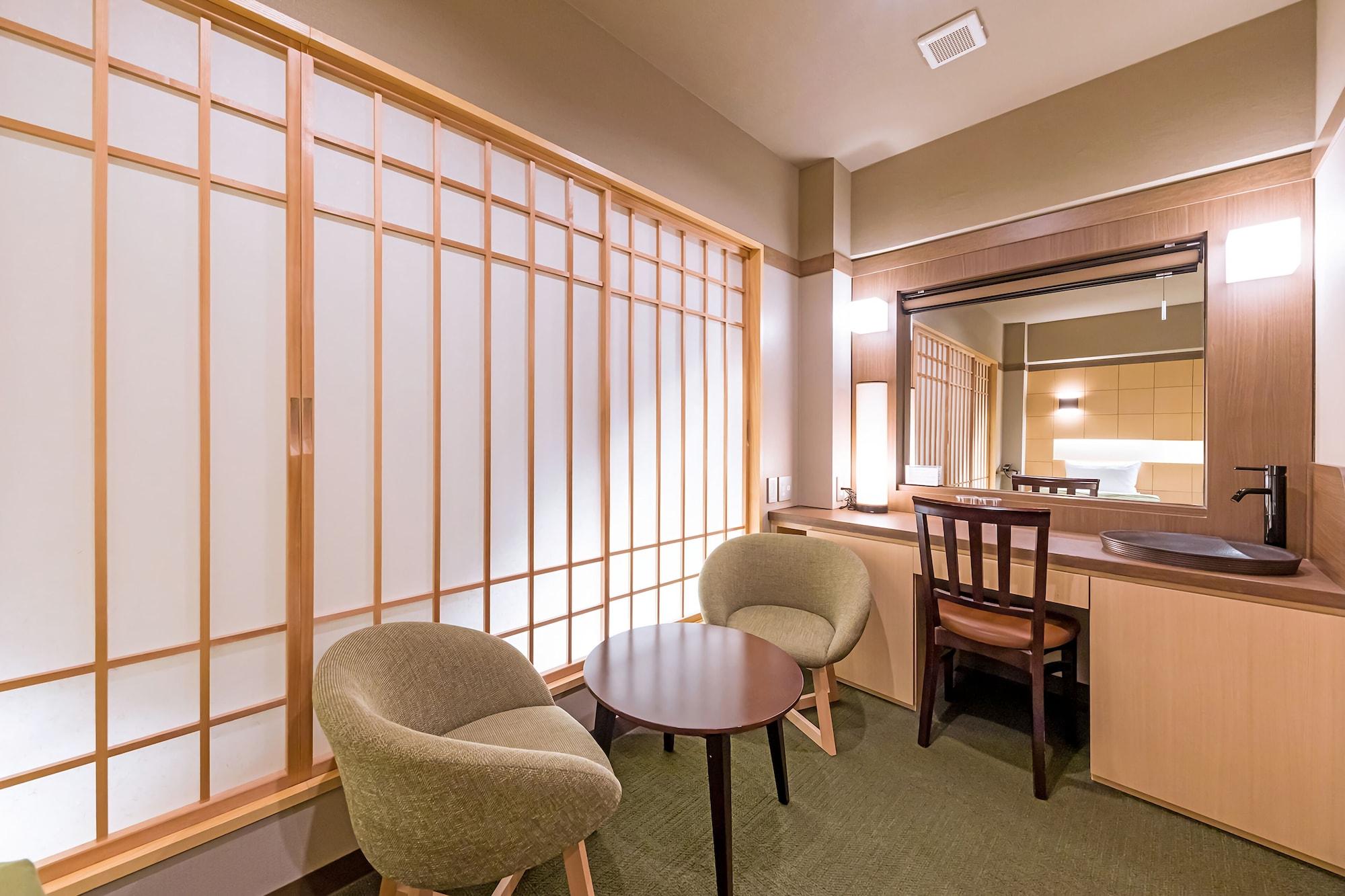 Akasaka Yoko Hotel Токио Екстериор снимка