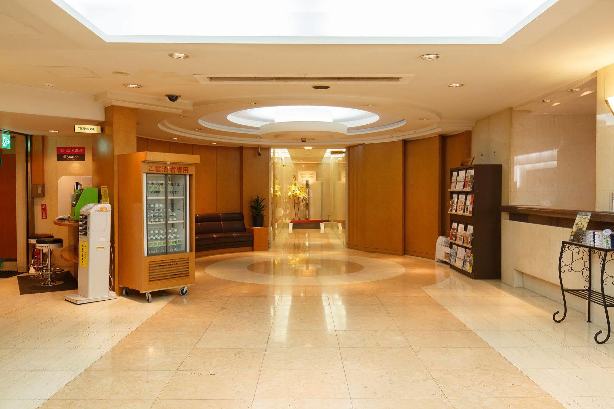 Akasaka Yoko Hotel Токио Екстериор снимка